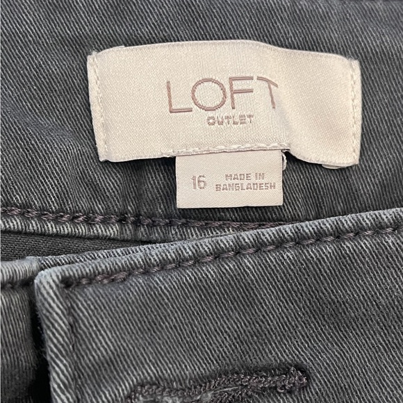 The Loft Outlet charcoal Bermuda Shorts size 16 - Picture 3 of 6